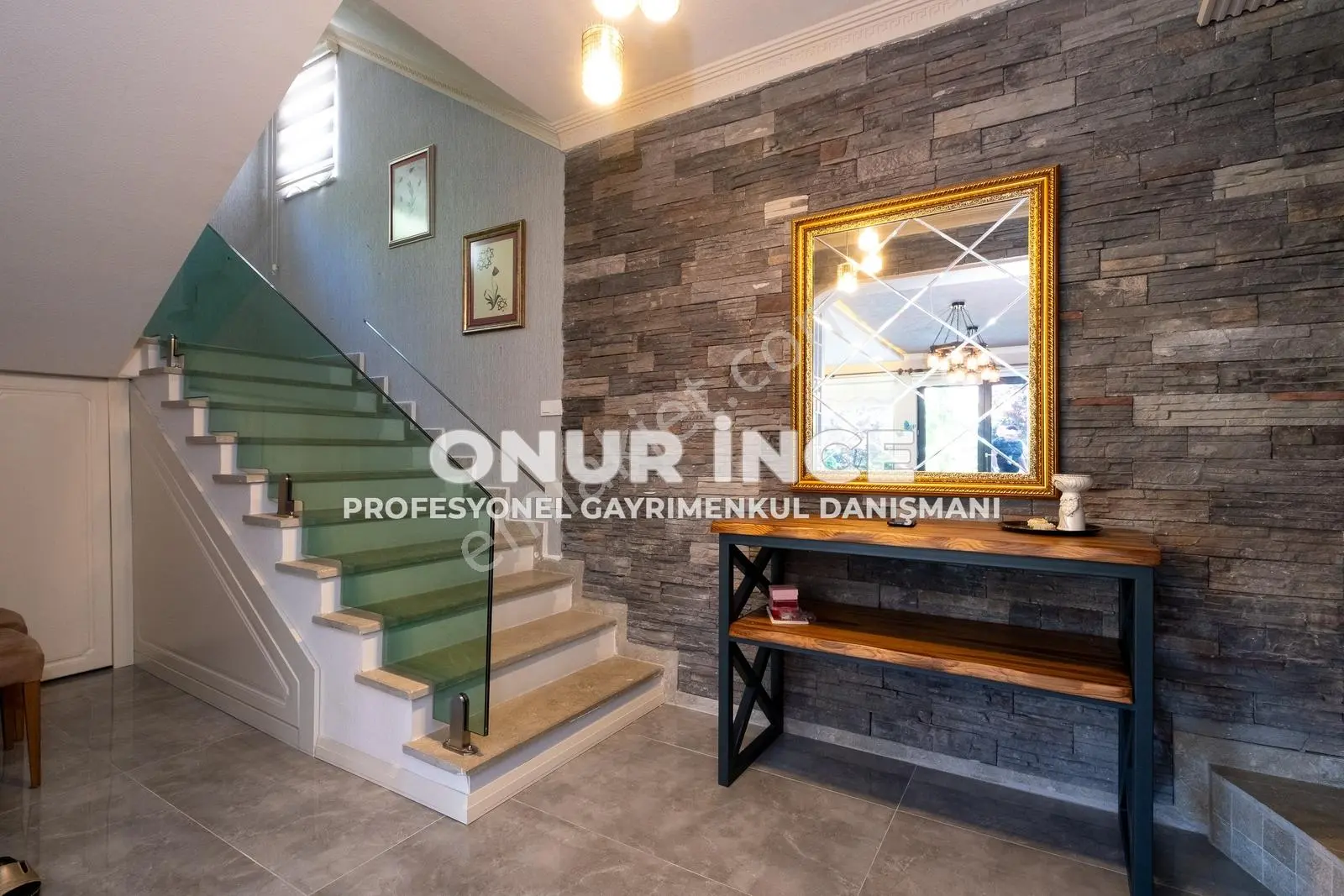 Beytepede Site İçerisinde Orman Manzaralı Satılık 5+2 Lüx Villa - Görsel 4