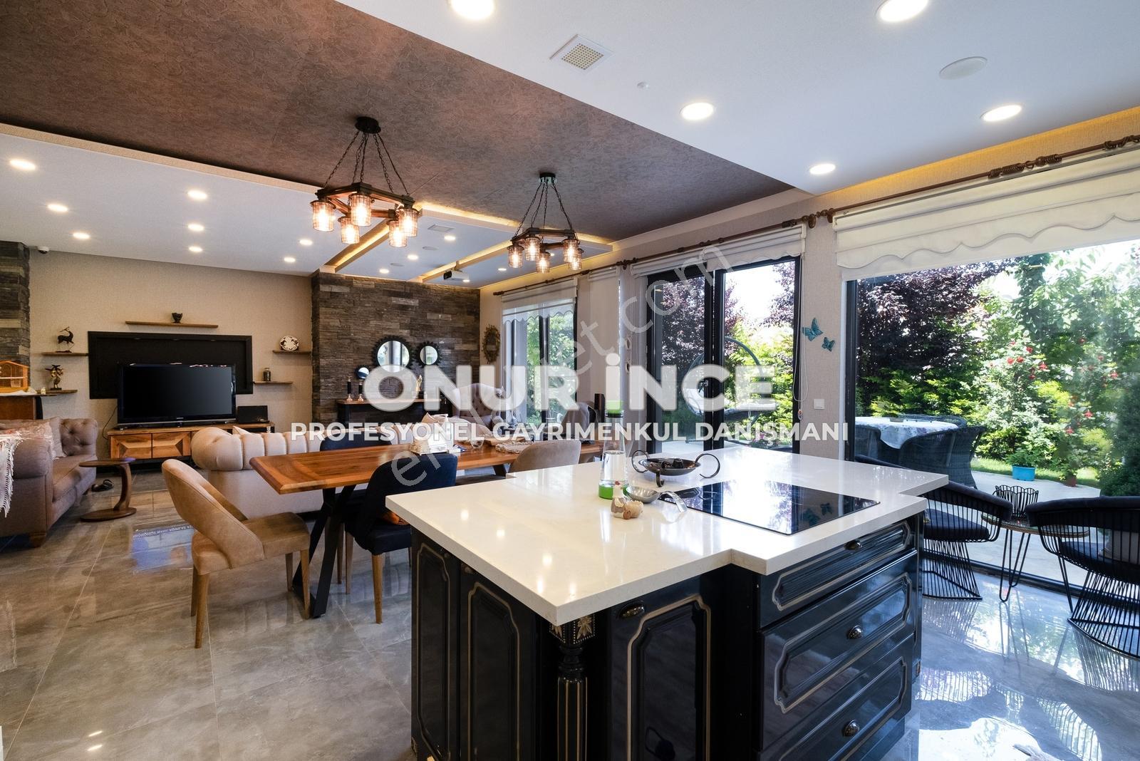 Beytepede Site İçerisinde Orman Manzaralı Satılık 5+2 Lüx Villa - Görsel 8