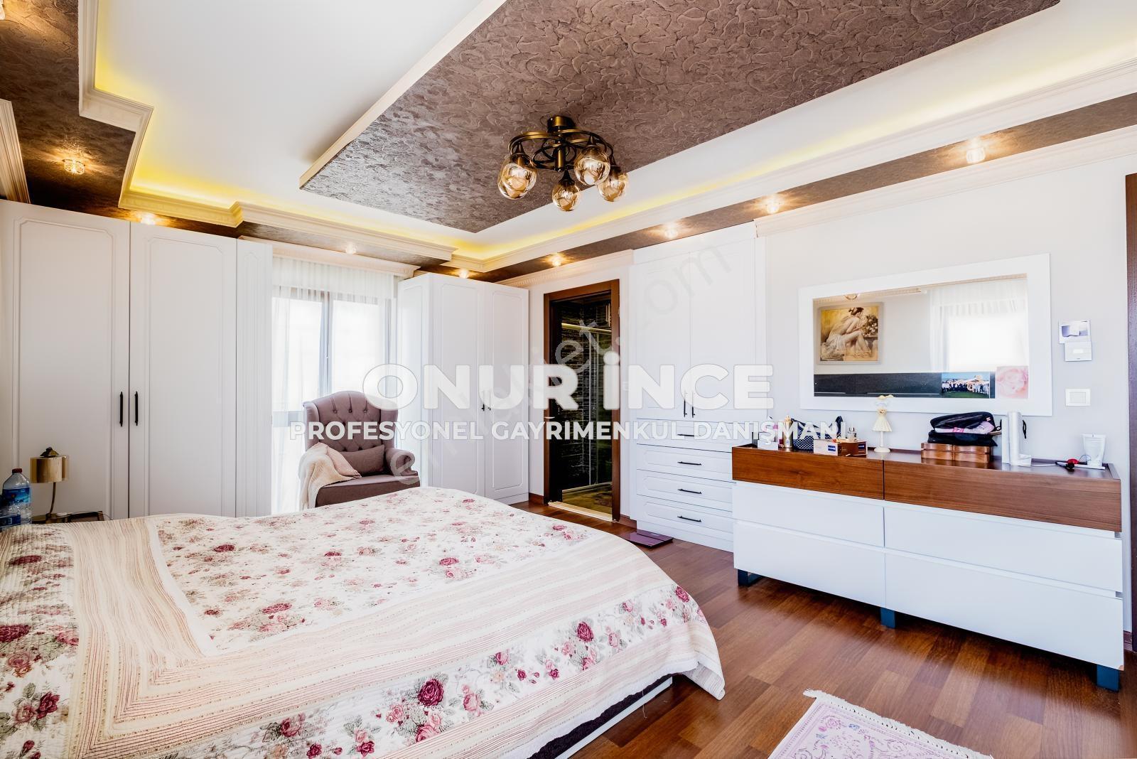 Beytepede Site İçerisinde Orman Manzaralı Satılık 5+2 Lüx Villa - Görsel 18