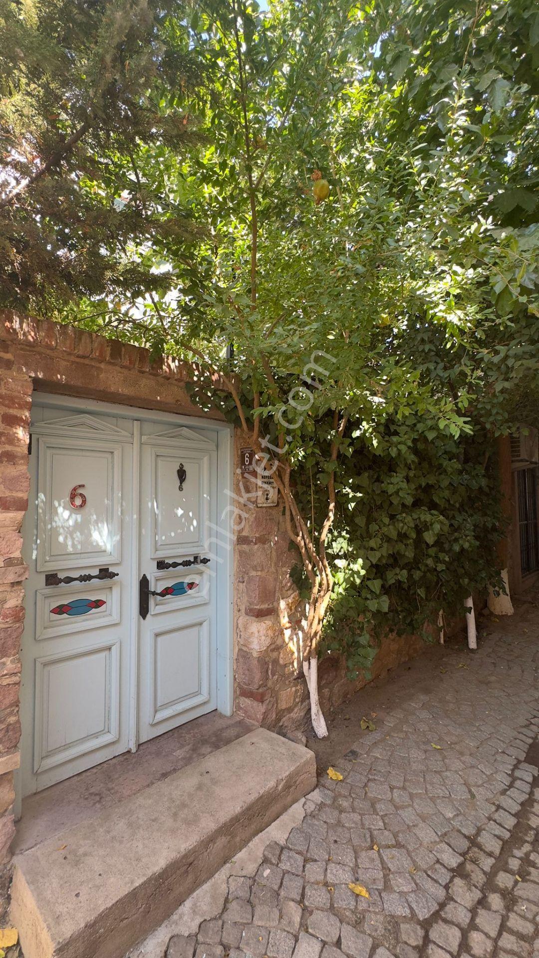 Ayvalık Ta Satılık Mustakil Ev.taş Bina - Görsel 21