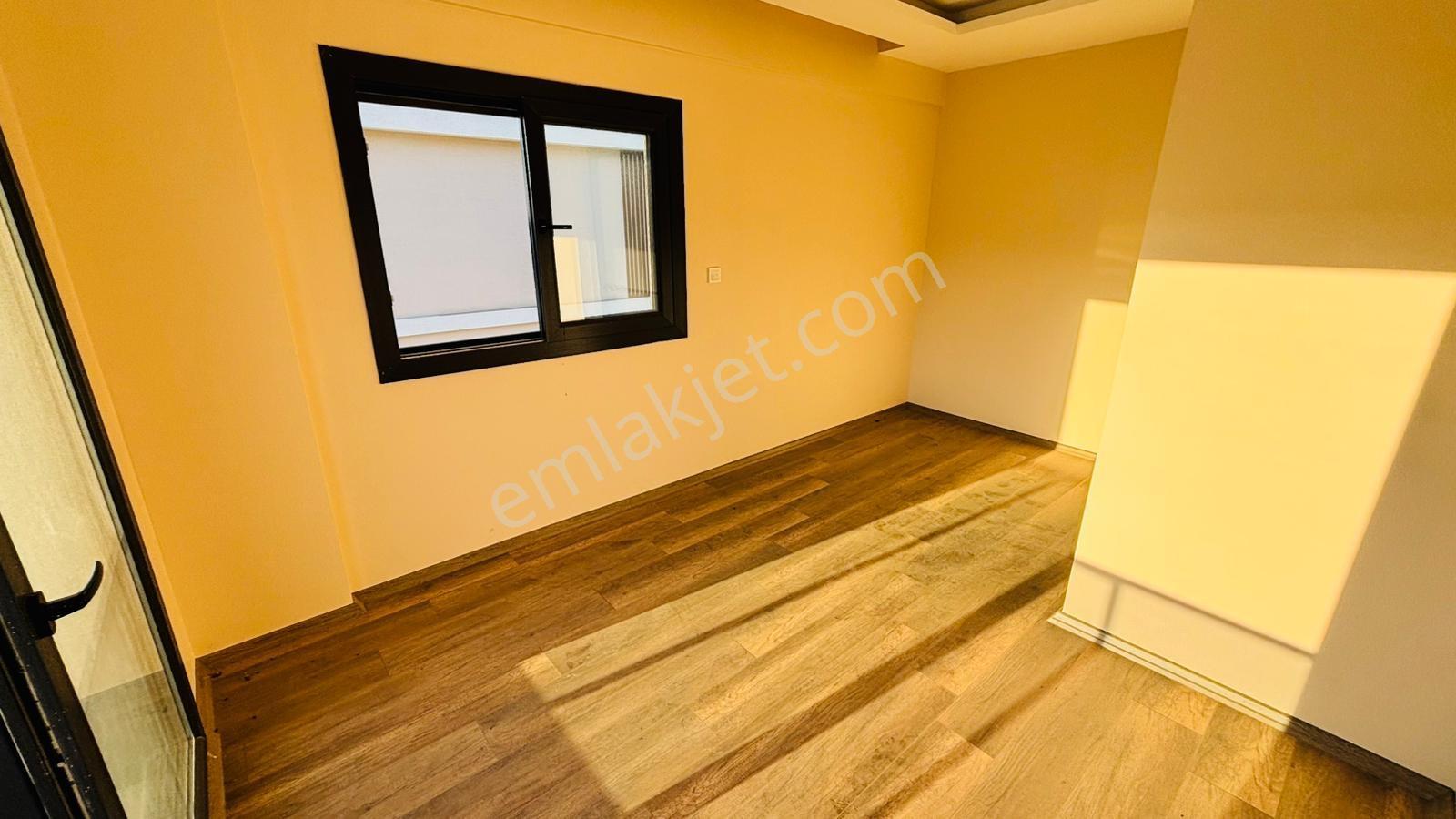 Yenifoça Cumhuriyet Mah. Kiralık Müstakil Bahçeli 6+1 Villa - Görsel 20