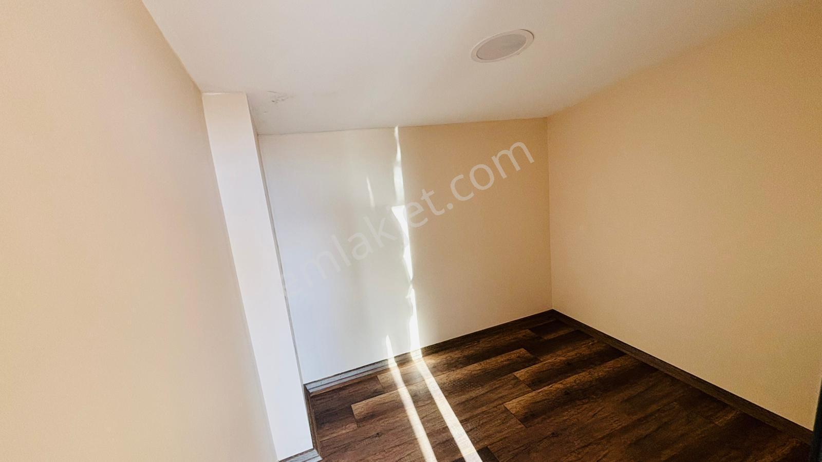 Yenifoça Cumhuriyet Mah. Kiralık Müstakil Bahçeli 6+1 Villa - Görsel 28