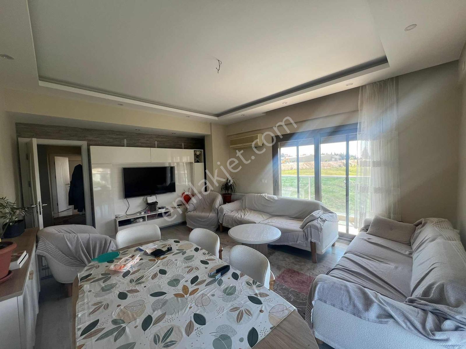 Gaziemirde Prestijli Site İçerisinde Havuzlu Geniş 2+1 Daire - Görsel 11