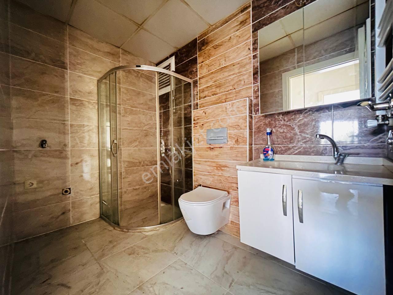Toplu Konut Bulvarına Cephe Binada 3+1 Kiralık Daire - Görsel 17