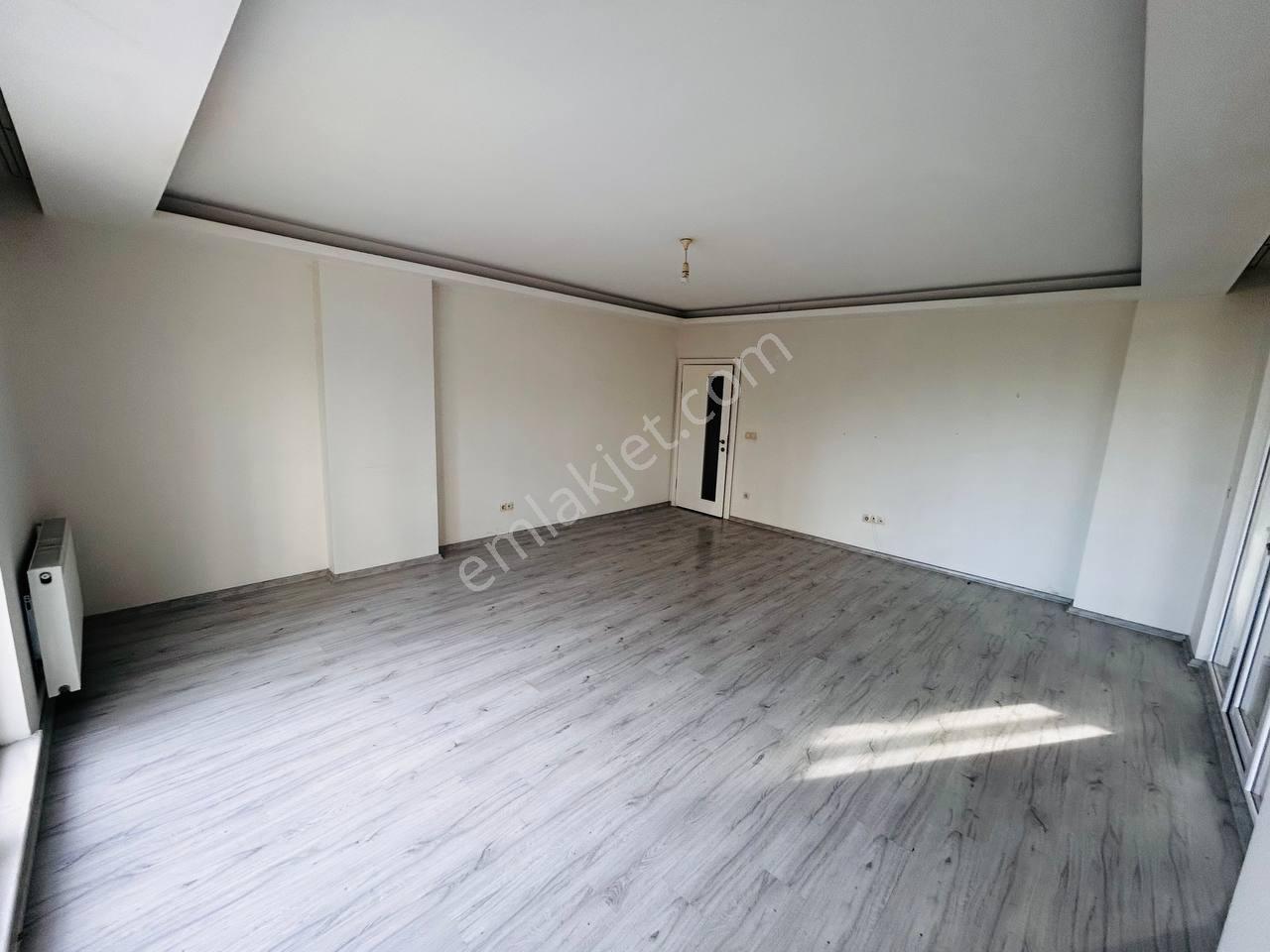 Toplu Konut Bulvarına Cephe Binada 3+1 Kiralık Daire - Görsel 9