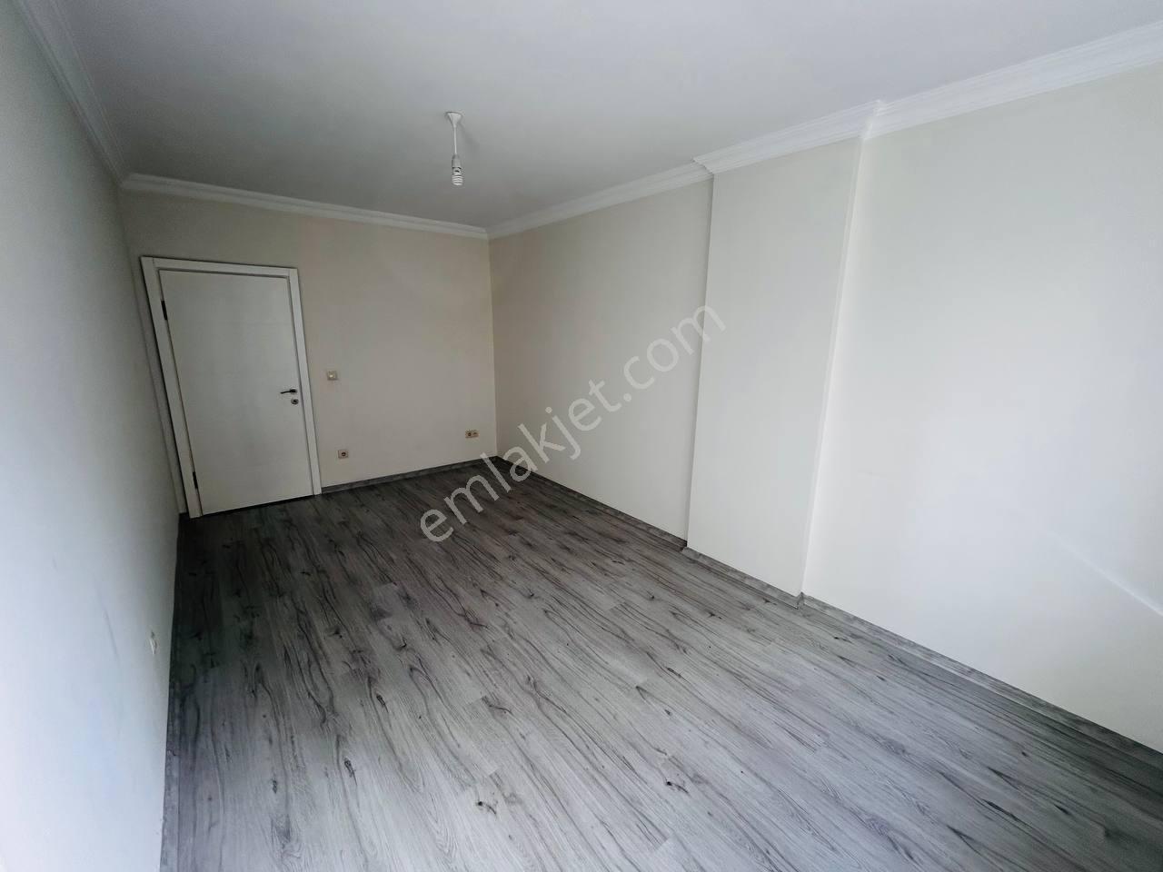 Toplu Konut Bulvarına Cephe Binada 3+1 Kiralık Daire - Görsel 13