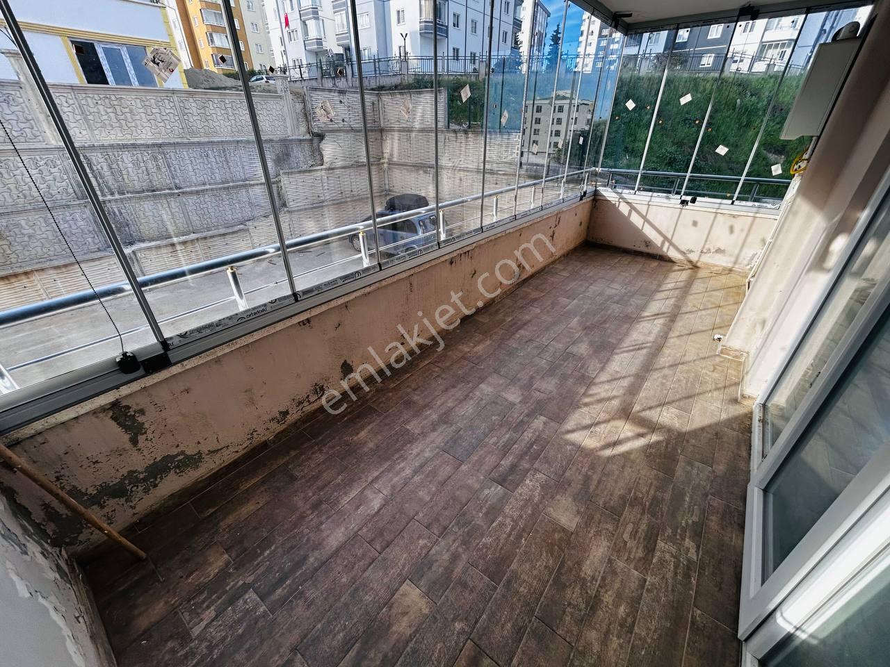 Toplu Konut Bulvarına Cephe Binada 3+1 Kiralık Daire - Görsel 11