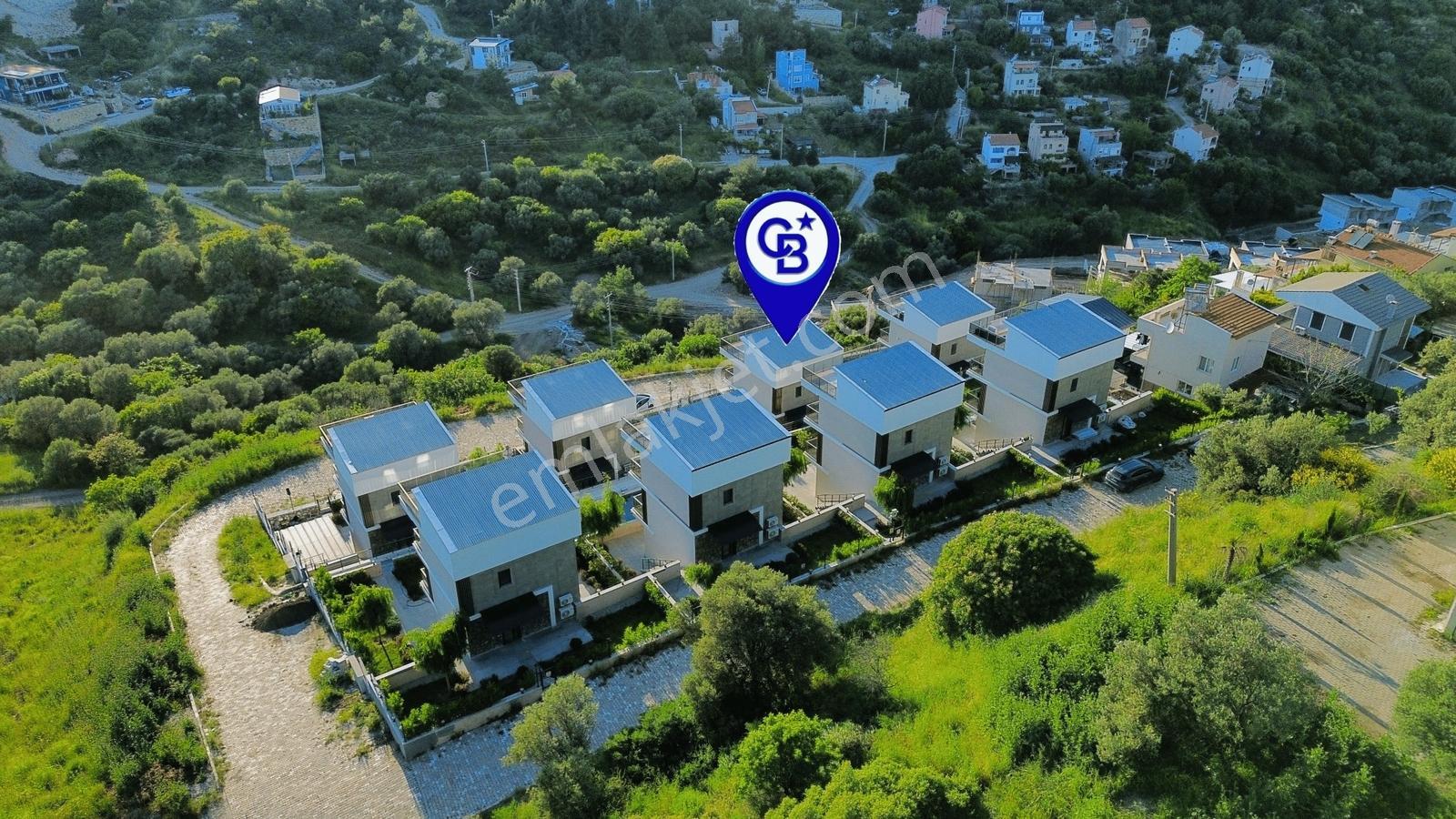 Yenifoça Cumhuriyet Mah. Kiralık Müstakil Bahçeli 6+1 Villa - Görsel 29