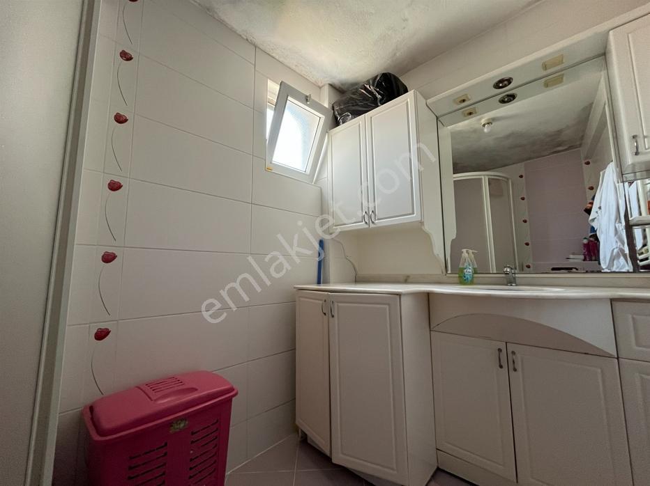 Tarcanlardan İzmit Yenişehirde Komple Satılık 640m² Bina&dükkan - Görsel 2