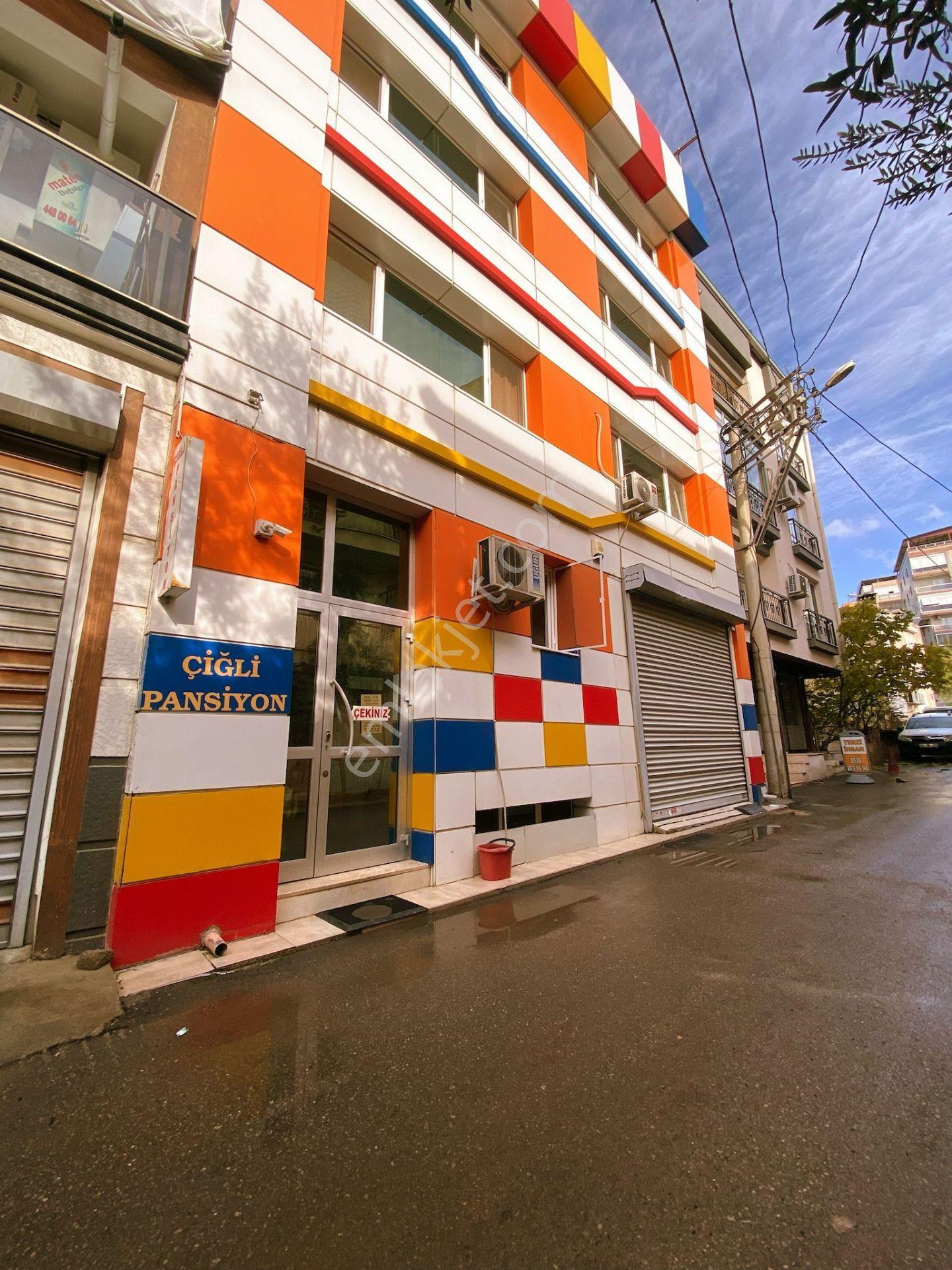 Çiğli Merkezde Güvenilir Günlük Lüks Kiralık Daire - Görsel 8