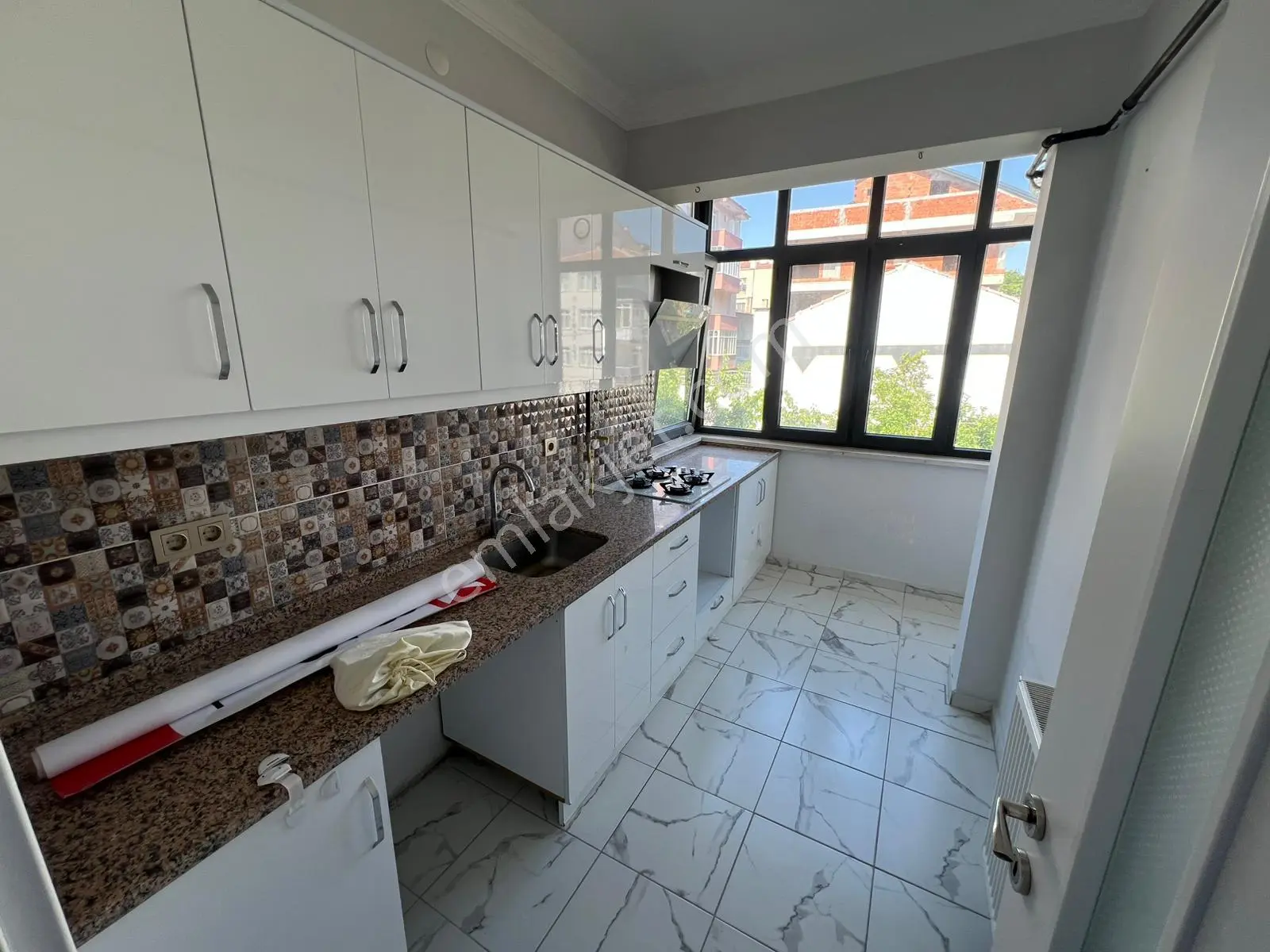 Uzmanlar'dan Plaj Yolunda Satılık 2+1 Yeni Daire - Görsel 5