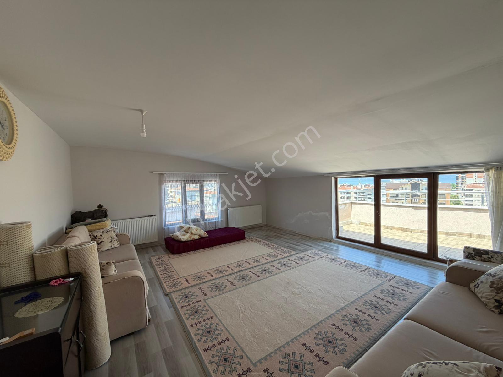 Mudanya Siteler Mahallesinde Deniz Manzaralı 6+1 Dubleks Daire - Görsel 16