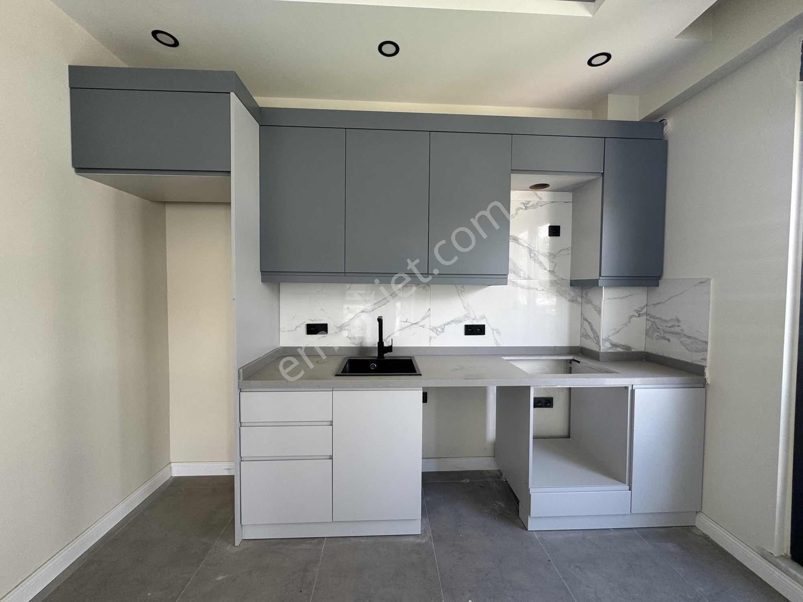 Ilıcada Havuzlu Site İçerisinde Satılık Lüks 2+1 Daire - Görsel 23