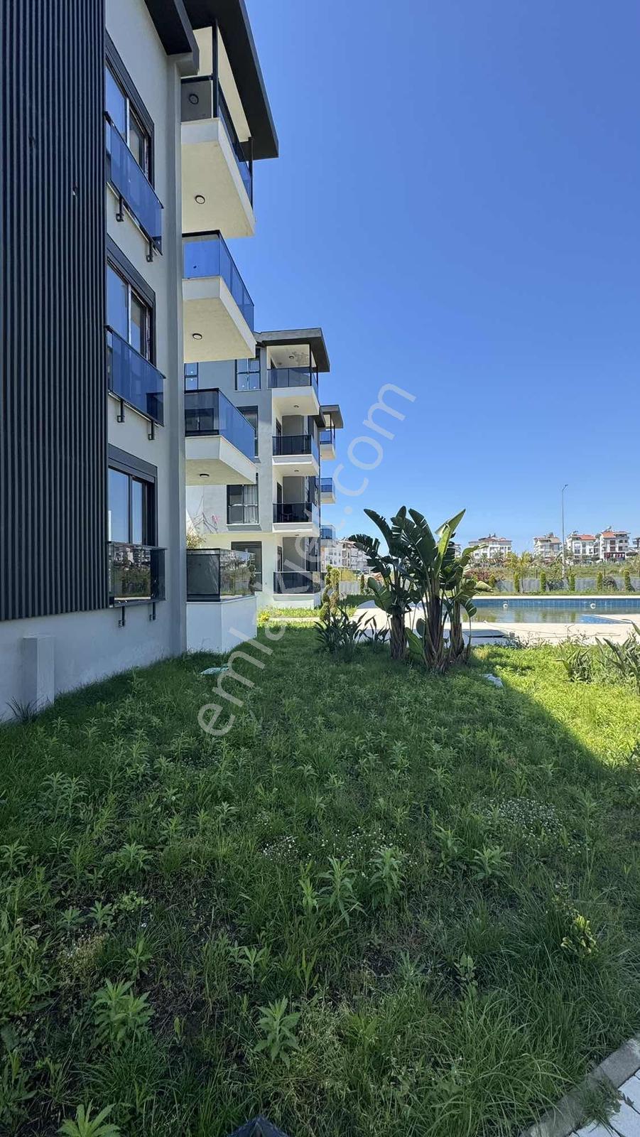 Ilıcada Havuzlu Site İçerisinde Satılık Lüks 2+1 Daire - Görsel 24