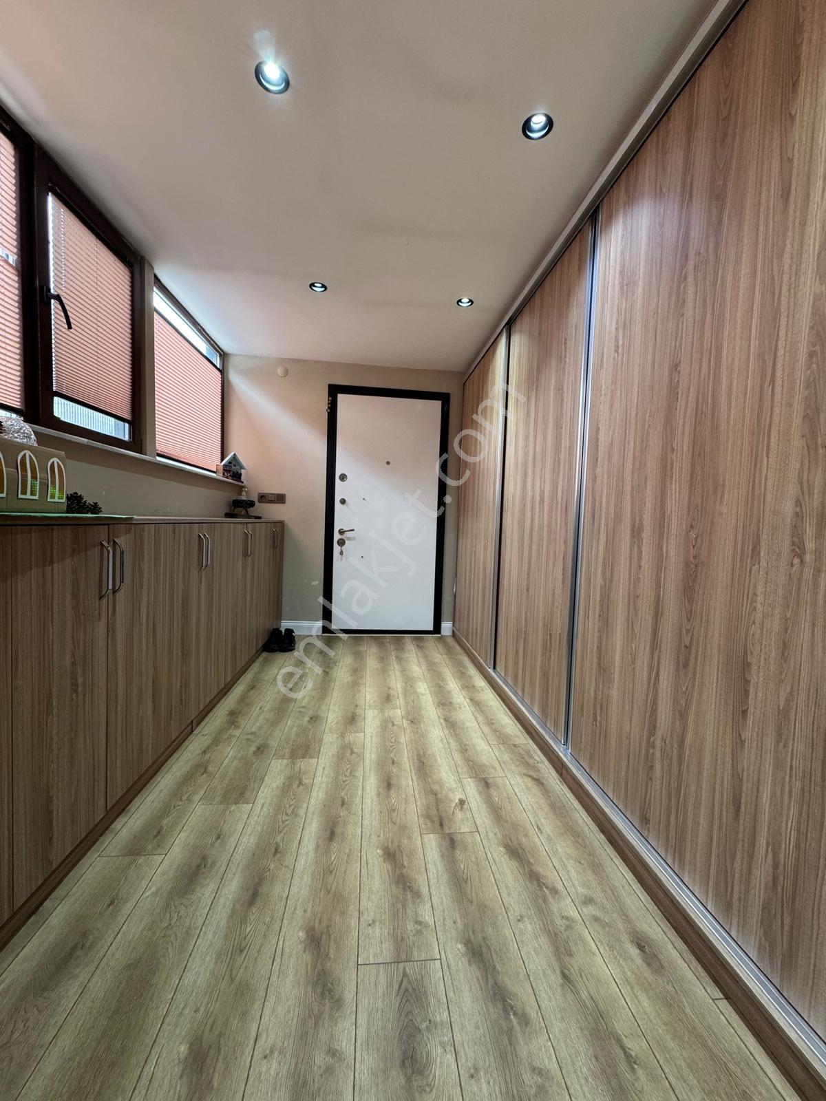 Polat Live Emlaktan Velux Karşısı 4+2 İçköşe Full Yapılı Müstaki - Görsel 22