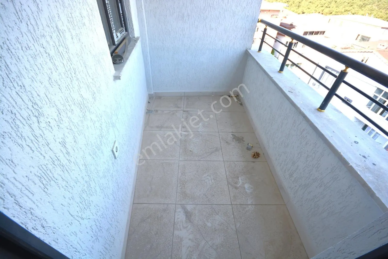 Satılık Sancaktepe'de 150 Metre Kare 3+1 Lüks* Üst Dubleks Daire - Görsel 2
