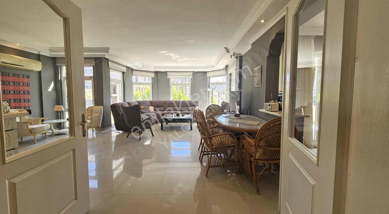 Alanya Mahmutlar Da Satılık Müstakil Villa 4+2