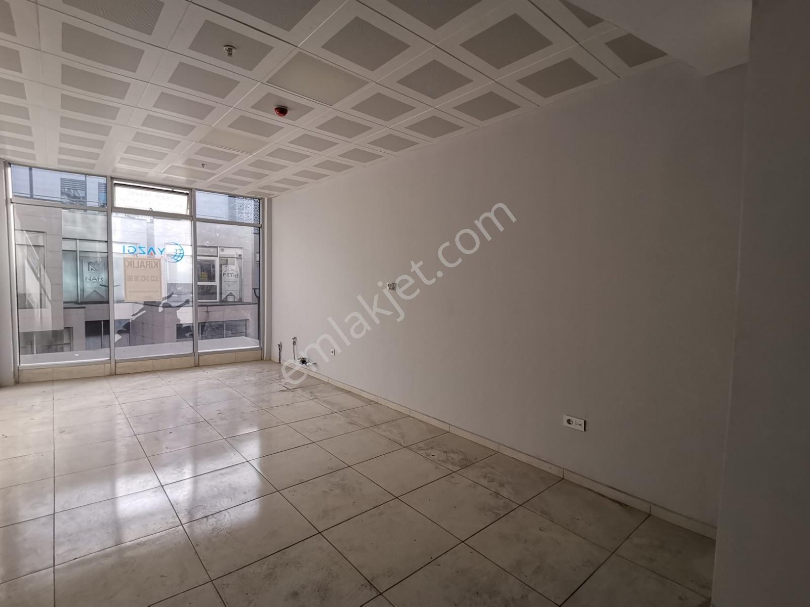 Ortahisar Belediyesinin Yanında Kiralık İşyeri 32 Metre Kare - Görsel 5