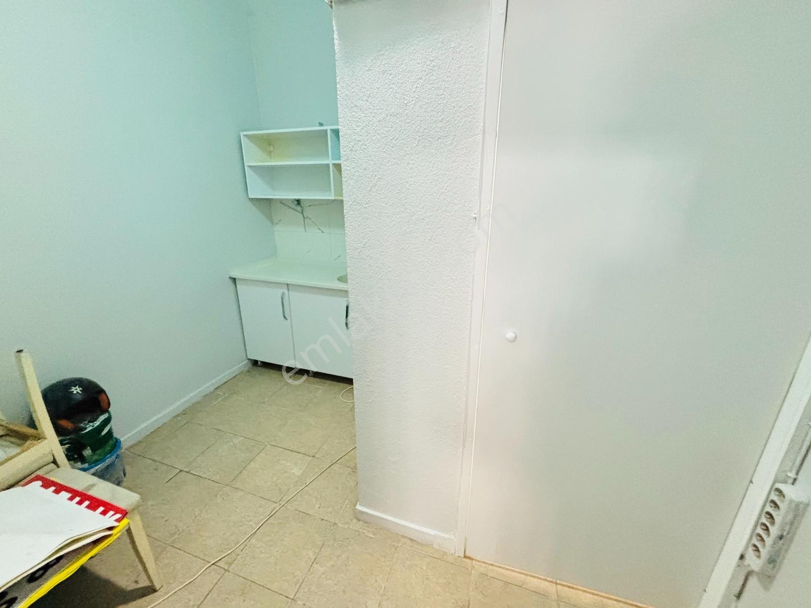 Sevinç'ten Atatürk Cadde Yakını Kiralık Ofis - Görsel 17