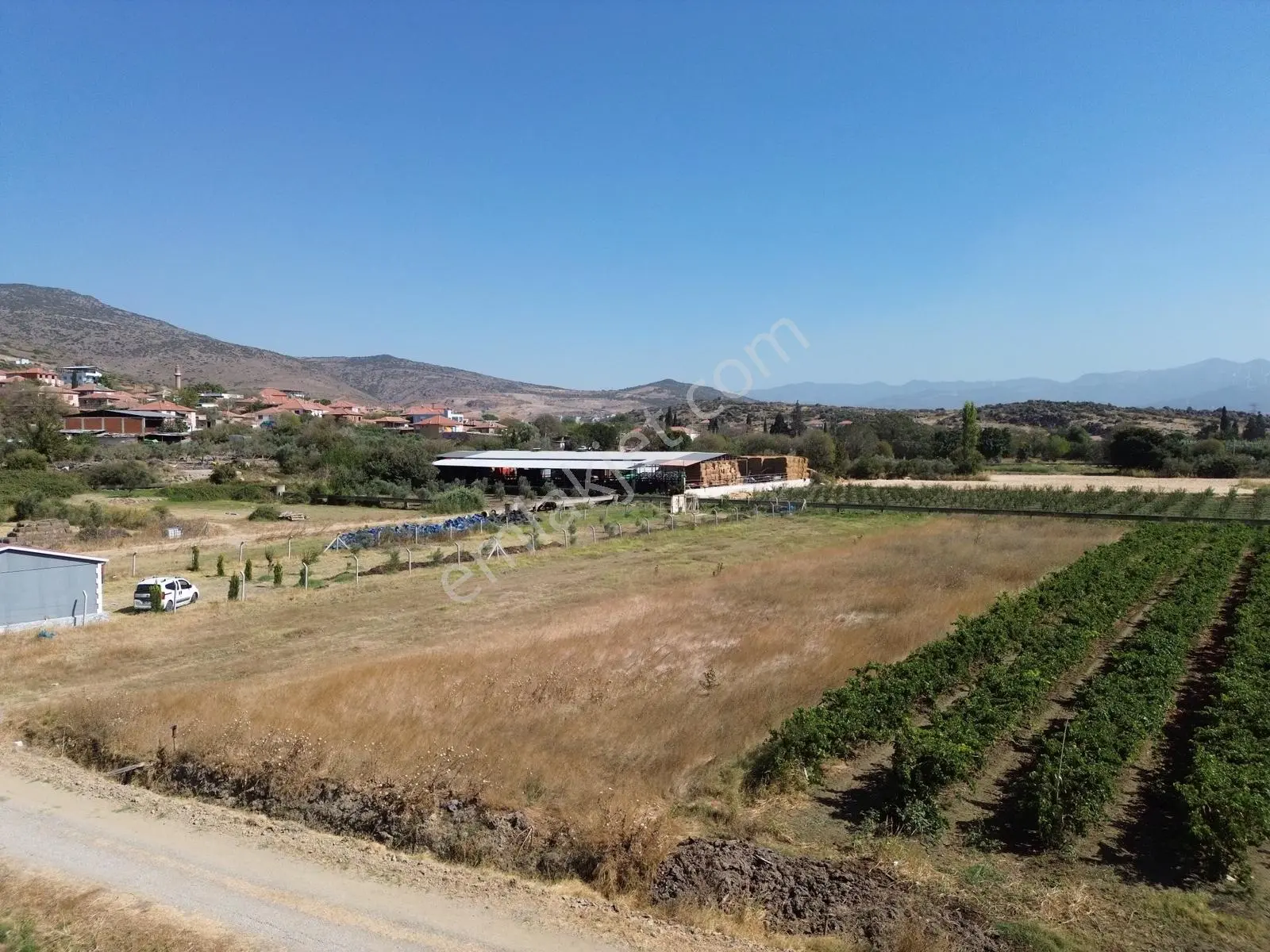 Yanıkköy'de Satılık Köy Merkezine Yakın 1672m2 Tek Tapu Tarla - Görsel 10