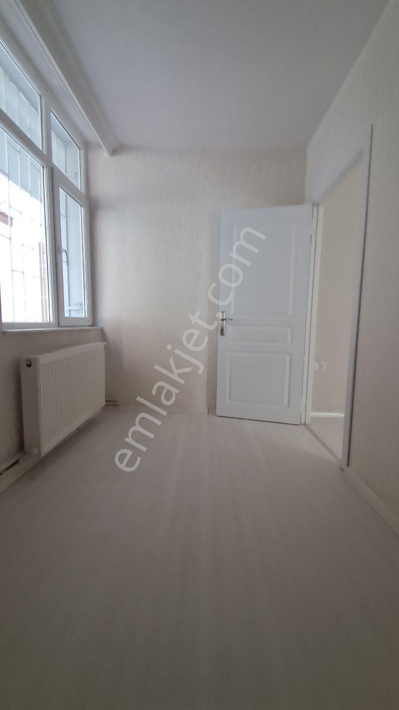 Kızılay Meşrutiyet Ve Mithatpaşa Cad Köşesi Kiralık İşyeri - Görsel 26