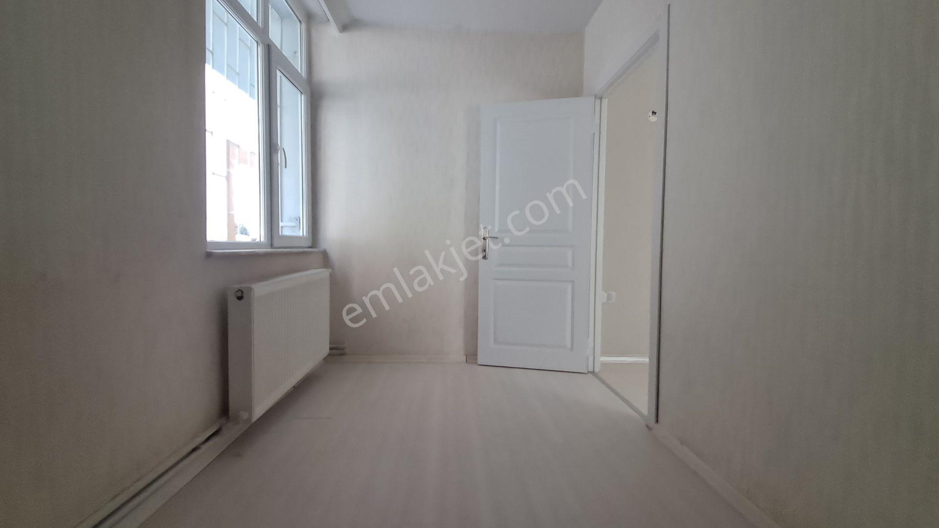 Kızılay Meşrutiyet Ve Mithatpaşa Cad Köşesi Kiralık İşyeri - Görsel 27