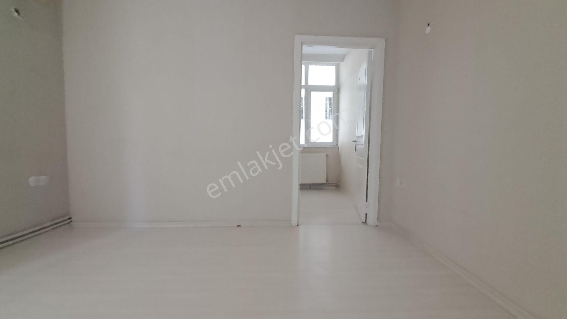 Kızılay Meşrutiyet Ve Mithatpaşa Cad Köşesi Kiralık İşyeri - Görsel 23