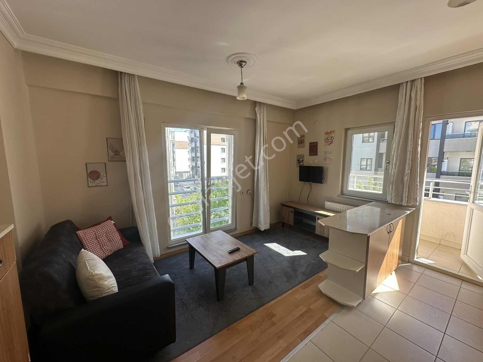 Trio Ya 5 Dakika Mesafede Abonelikleri Açık 1+1 Eşyalı Daire - Görsel 16
