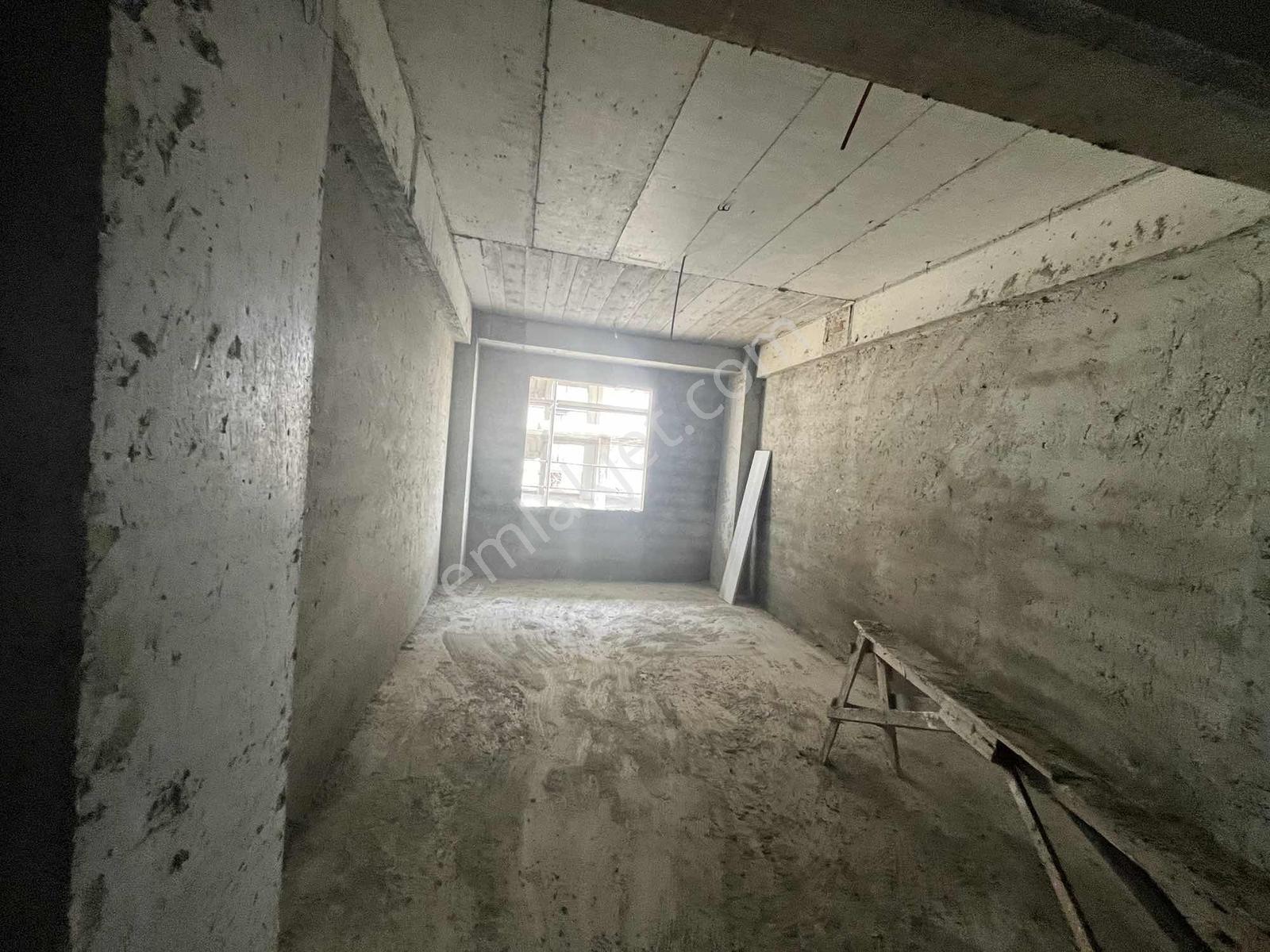 Taşolukta 2+1 90 M2 Yüksek Giriş Metronun Dibinde - Görsel 28