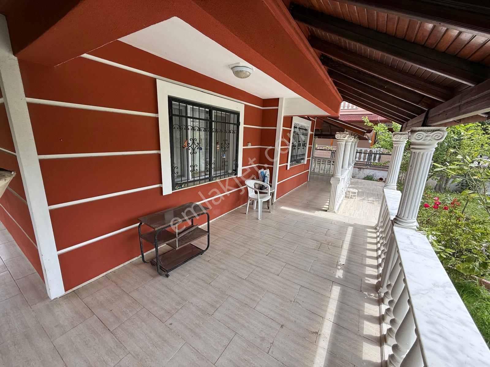İzmir Dikili Salihleraltı'nda Denize Yakın 4+1 Satılık Villa - Görsel 21