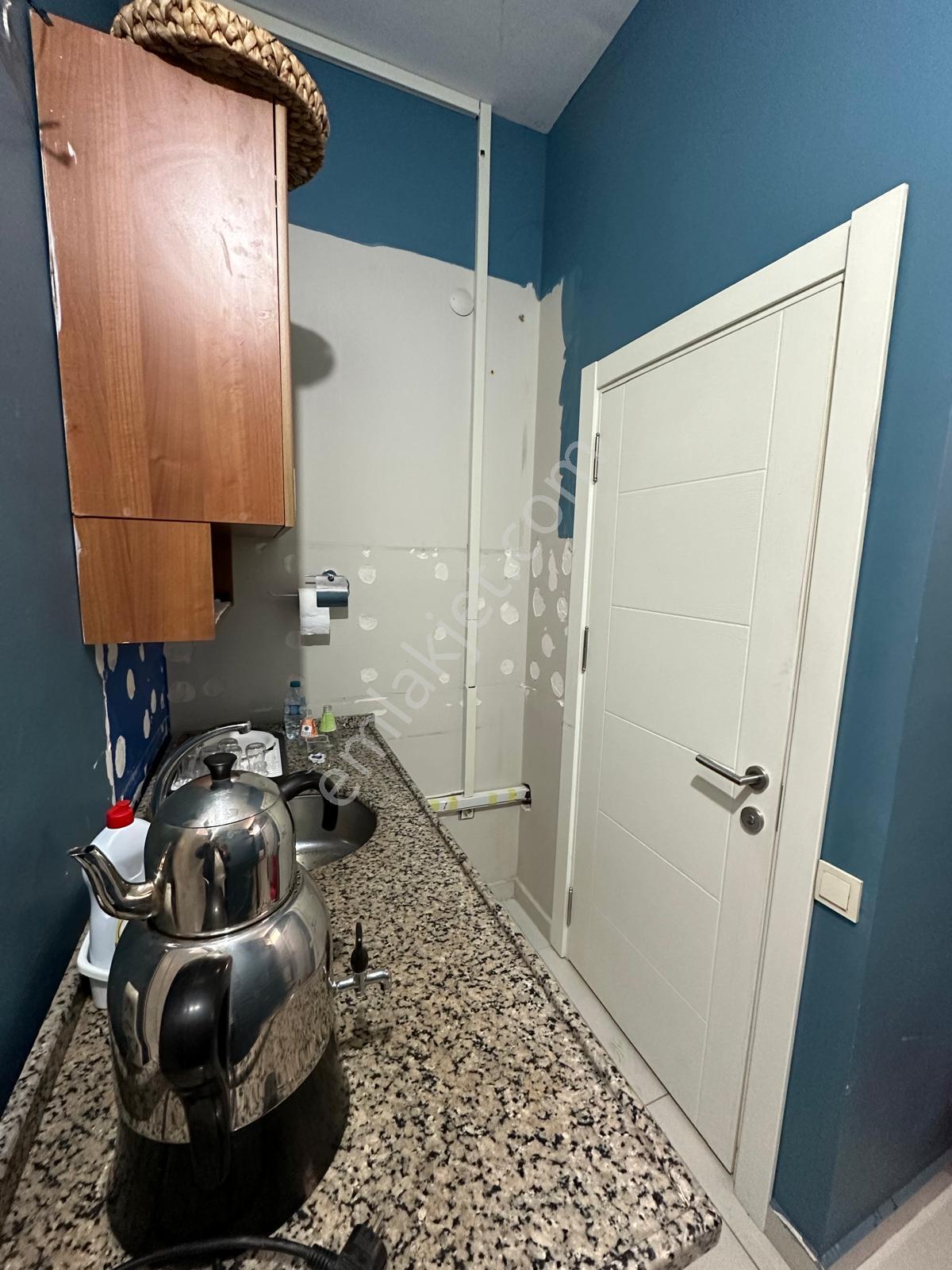 Maltepe Cevizlide Tabela Değeri Satılık 90m2 Depolu Dükkan - Görsel 6