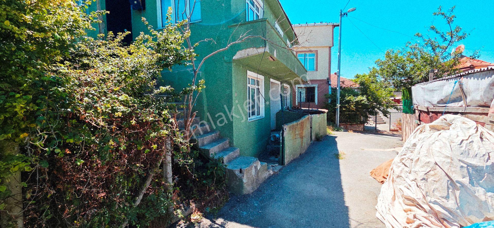 Anadolu Feneri 50 Adım 140m2 Tapulu Bahçeli 2 Katlı Satılık Bina - Görsel 13
