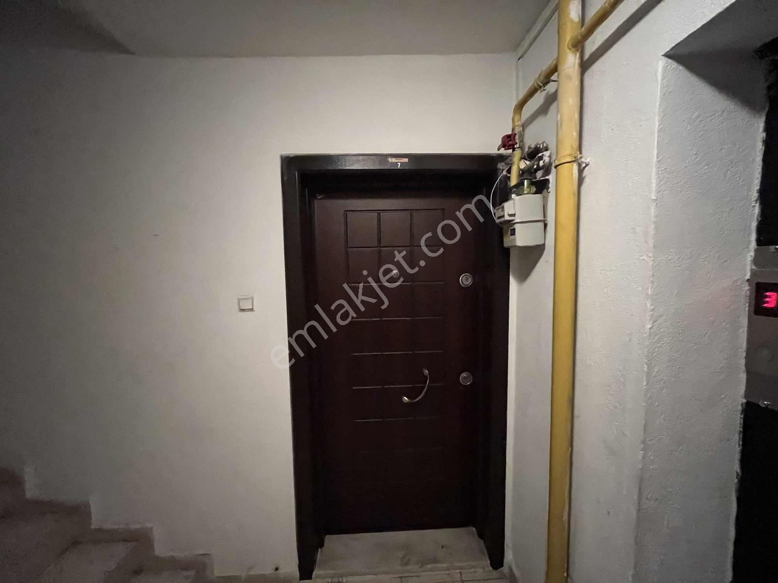 Yağmur Emlak'tan Tekkeköy'de Cadde Üstünde 3+1 Kiralık Daire - Görsel 17