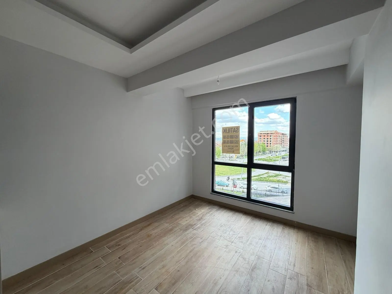 Kolçan Emlak'tan Adres Kütahyada Satılık Site İçi 60m2 Lüks 1+1 - Görsel 2