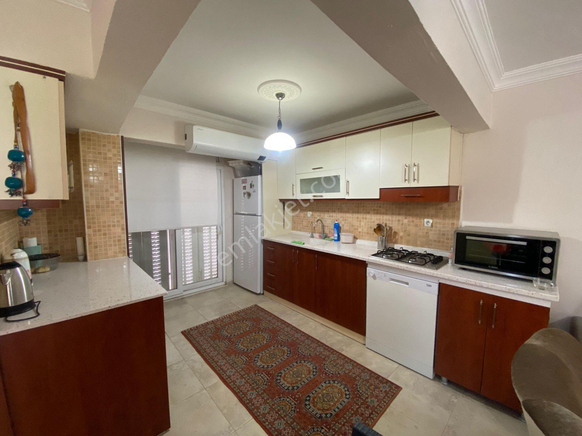 Didim Altınkum Mahallesi Denize Yakın Eşyalı 3+1 Bahçeli Villa - Görsel 12
