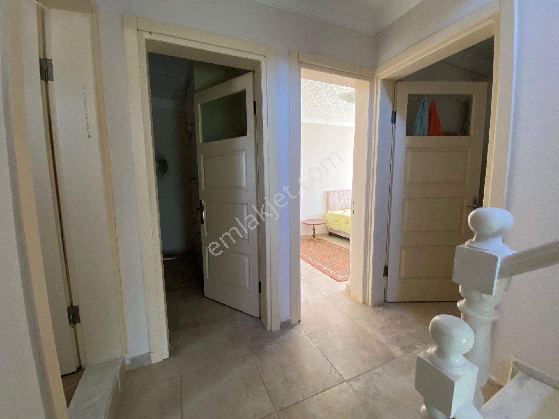 Didim Altınkum Mahallesi Denize Yakın Eşyalı 3+1 Bahçeli Villa - Görsel 33