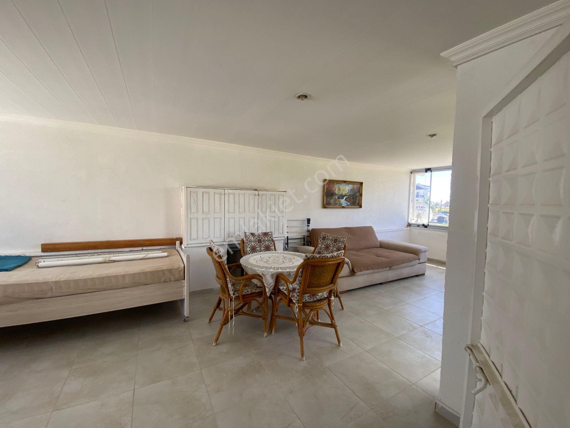 Didim Altınkum Mahallesi Denize Yakın Eşyalı 3+1 Bahçeli Villa - Görsel 24