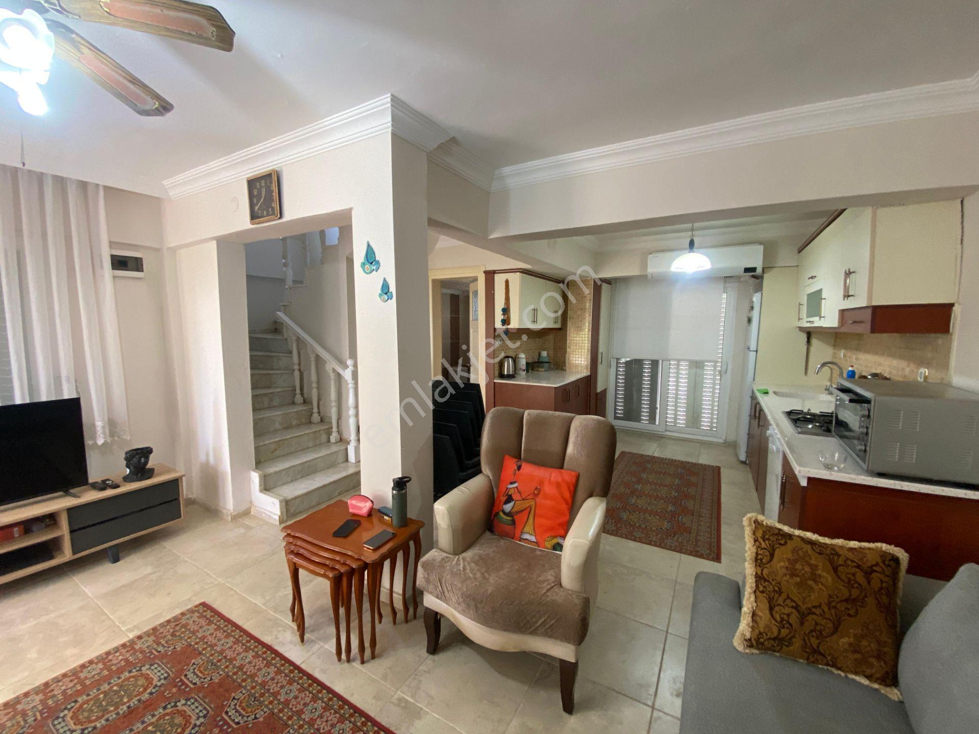 Didim Altınkum Mahallesi Denize Yakın Eşyalı 3+1 Bahçeli Villa - Görsel 15