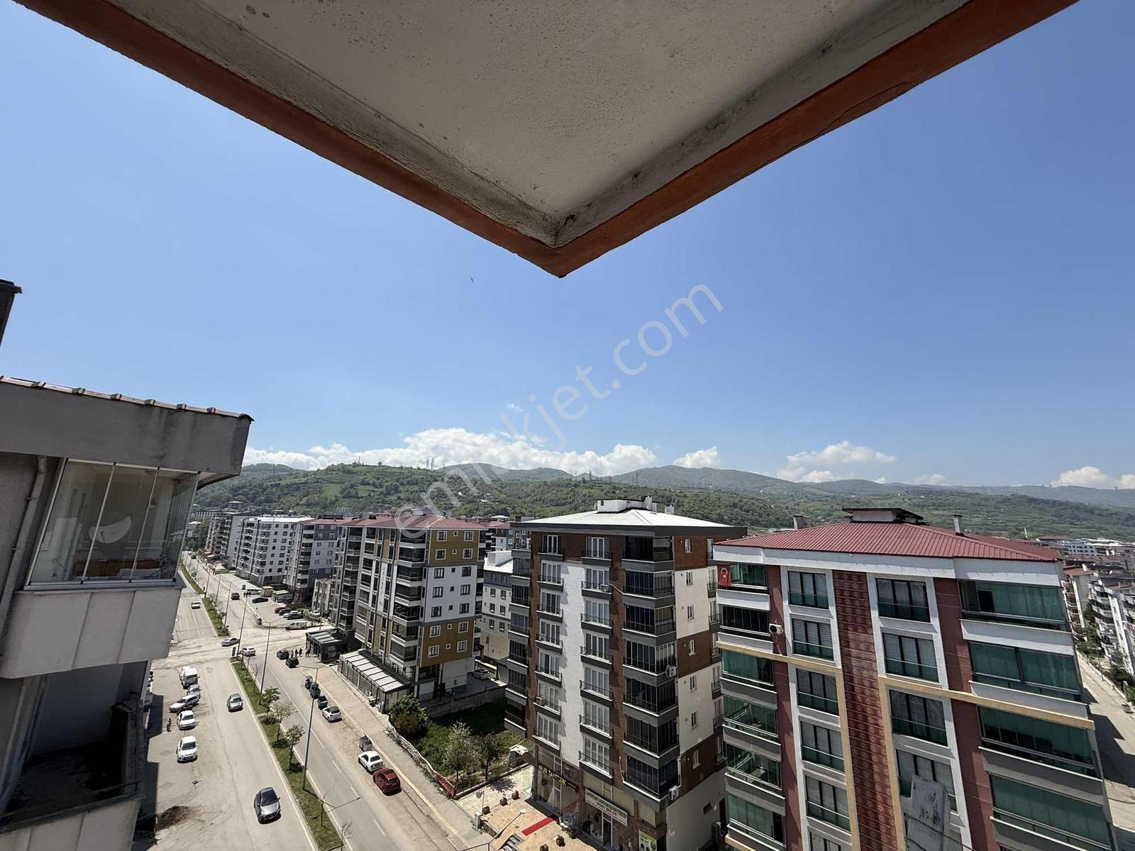 Yağmur Emlaktan Acil Cadde Ve Güney Cepheli İçi Yapılı 3+1 Daire - Görsel 11