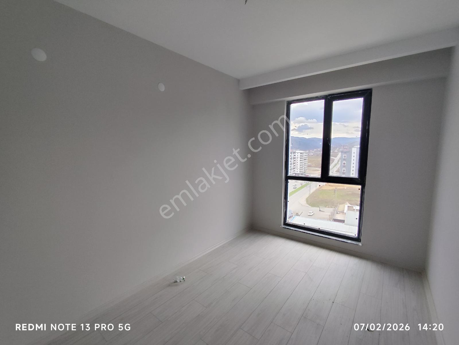Kışla Mahallesinde Yola Cephe 3+1 Satılık Sıfır Daire - Görsel 16