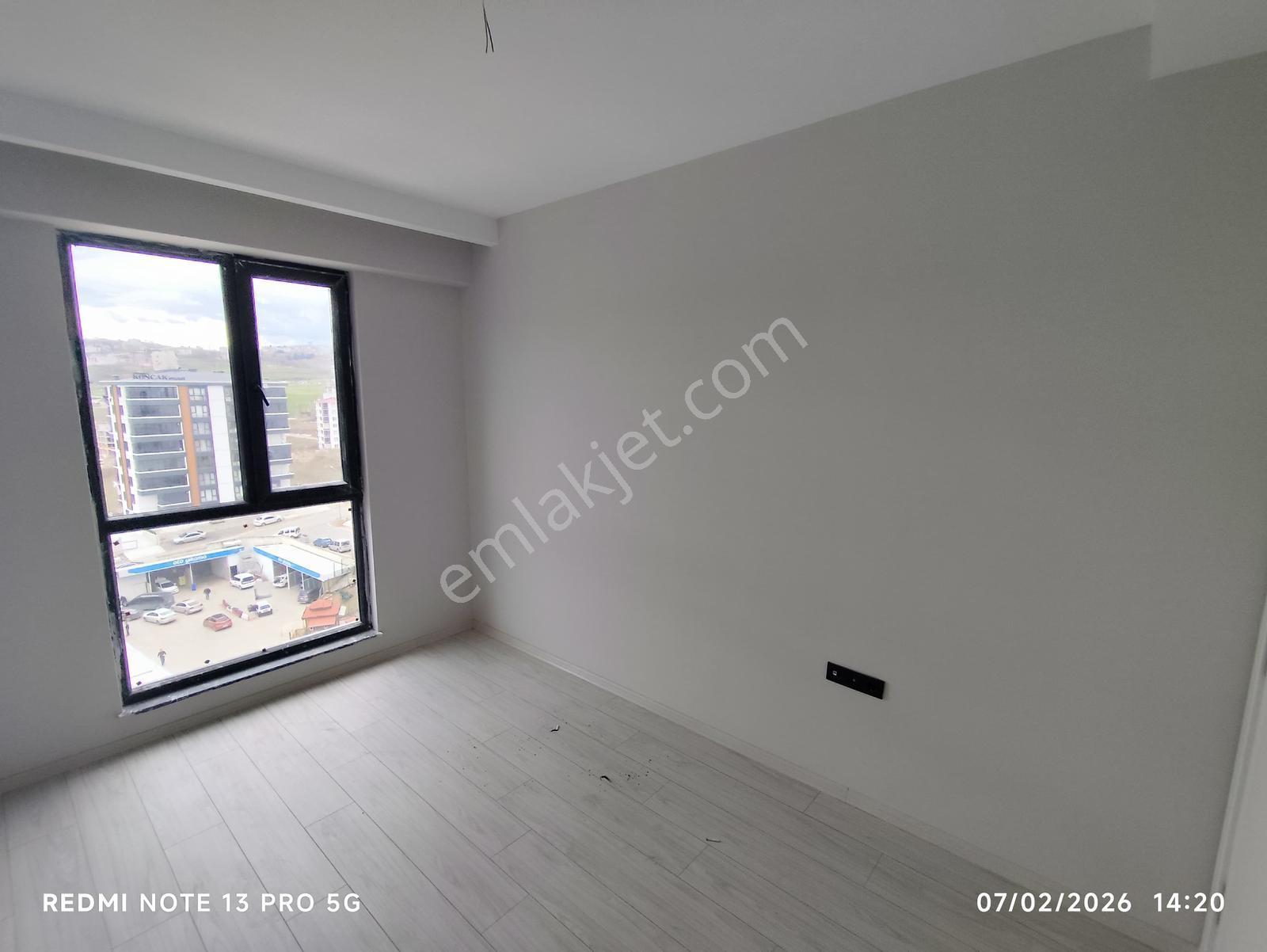Kışla Mahallesinde Yola Cephe 3+1 Satılık Sıfır Daire - Görsel 17