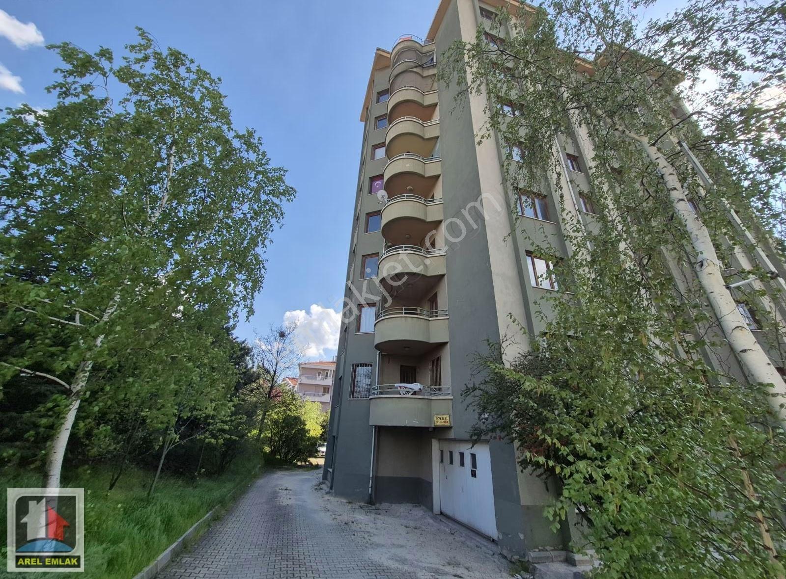 Arel'den Çetin Emeç Yakın 2.kat Çift Asansörlü Manzaralı Ofis3+1 - Görsel 2