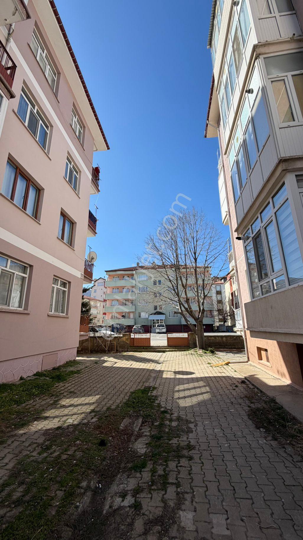 Zirve Emlak Satıyorr Yarenler Köşe 2+1 4.kat Daire Kaçmaz - Görsel 7