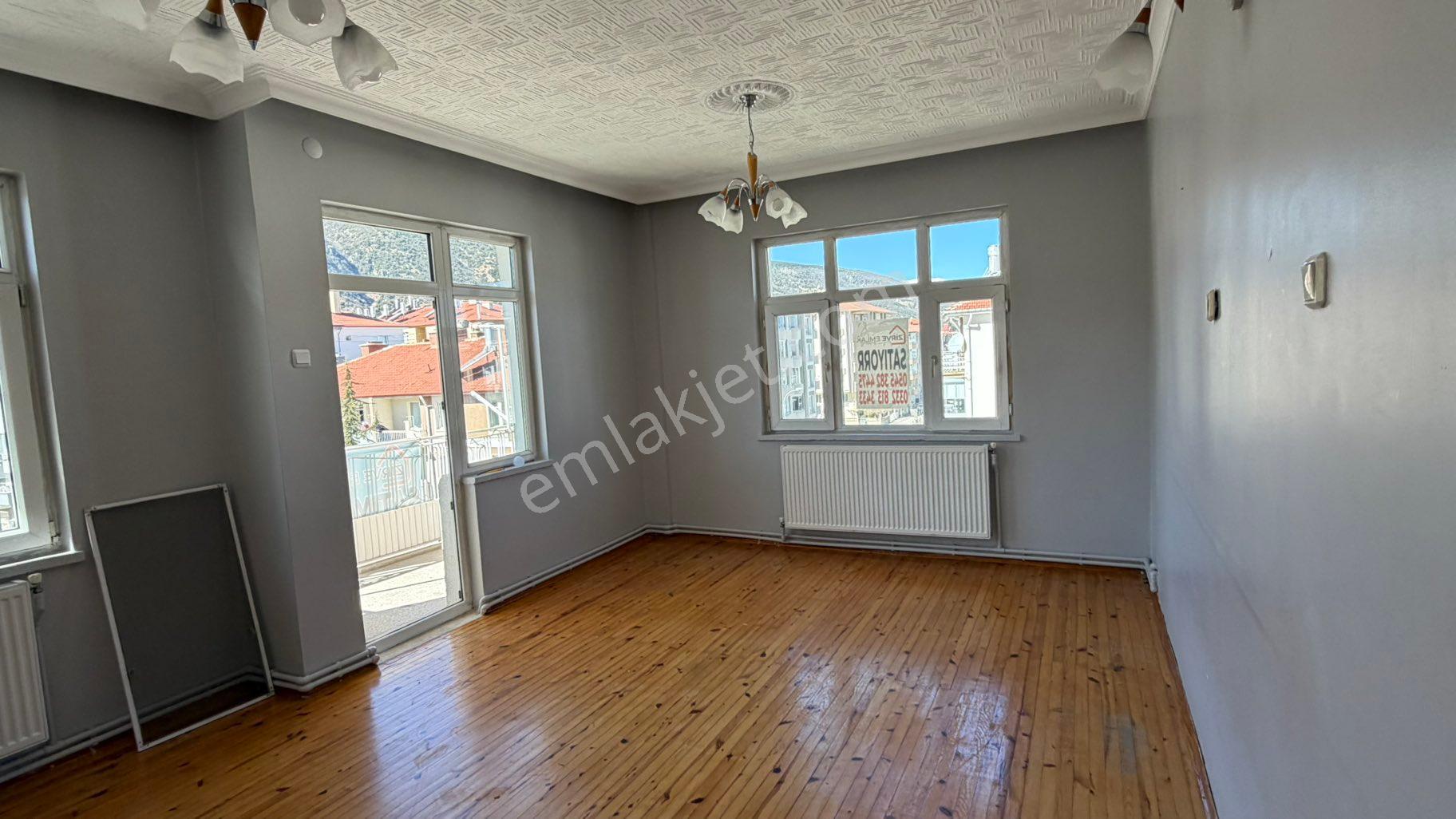 Zirve Emlak Satıyorr Yarenler Köşe 2+1 4.kat Daire Kaçmaz - Görsel 33