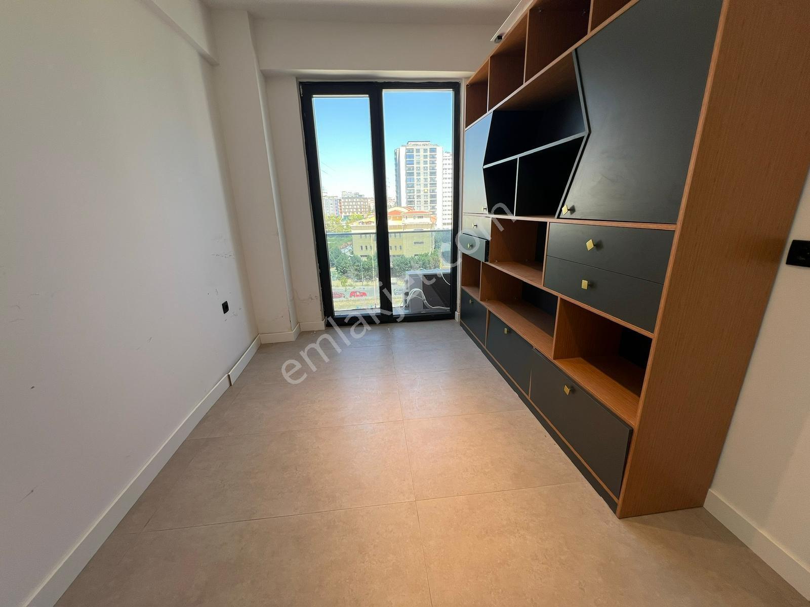 My Home'dan Ali Paşa Da Avm Lerin Yanında Kiralık Home Ofis - Görsel 4