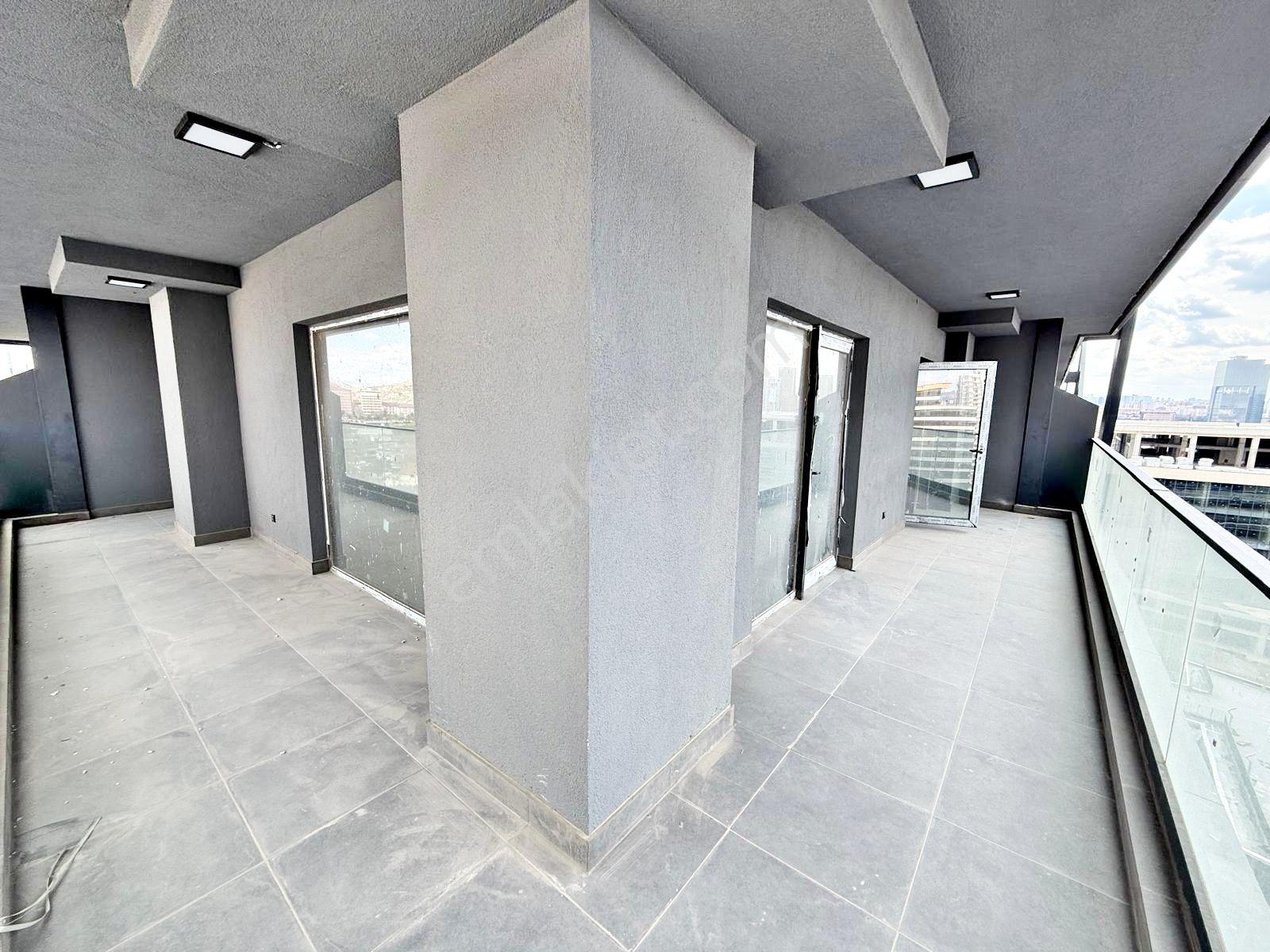 Metefor Kule Avm De Teras Balkonlu Kiralık 2+1 Ofis - Görsel 6
