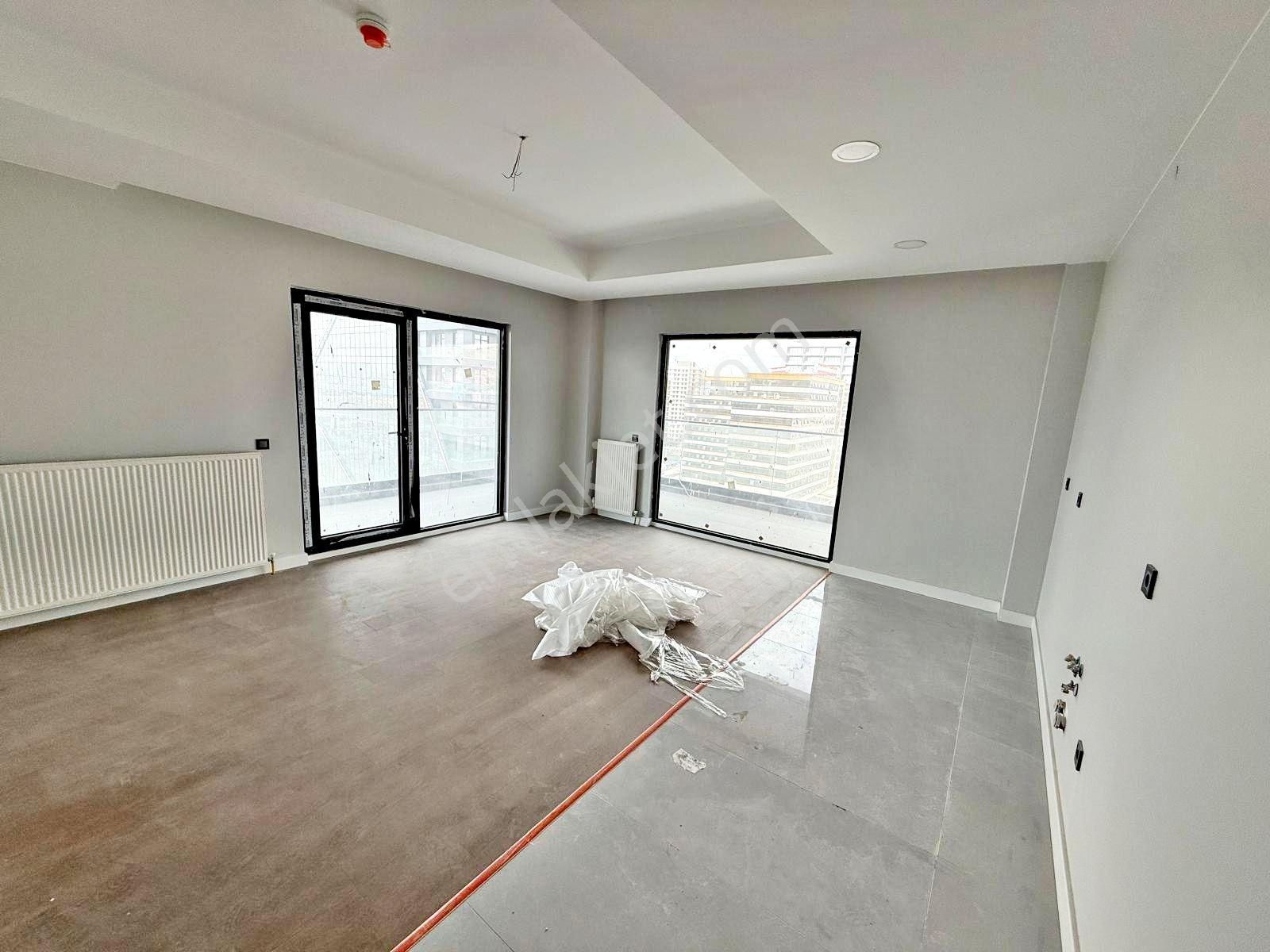 Metefor Kule Avm De Teras Balkonlu Kiralık 2+1 Ofis - Görsel 7