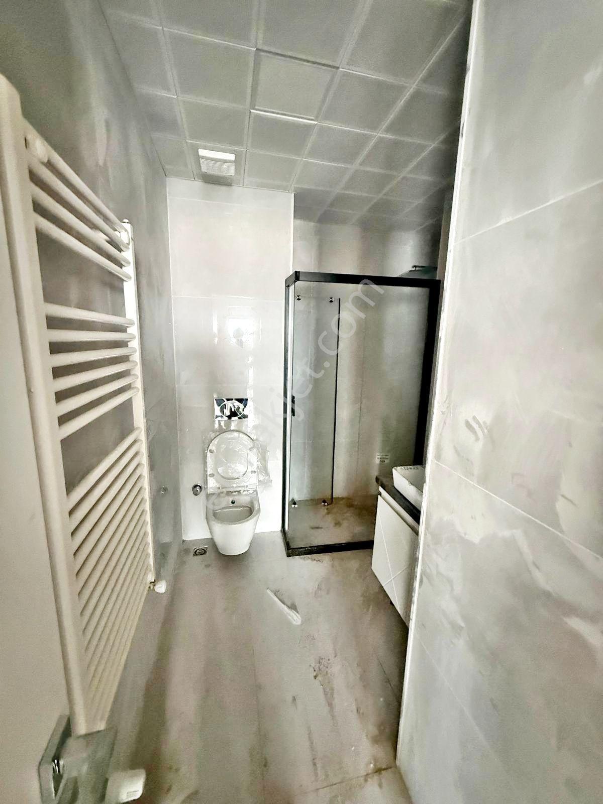 Metefor Kule Avm De Teras Balkonlu Kiralık 2+1 Ofis - Görsel 23