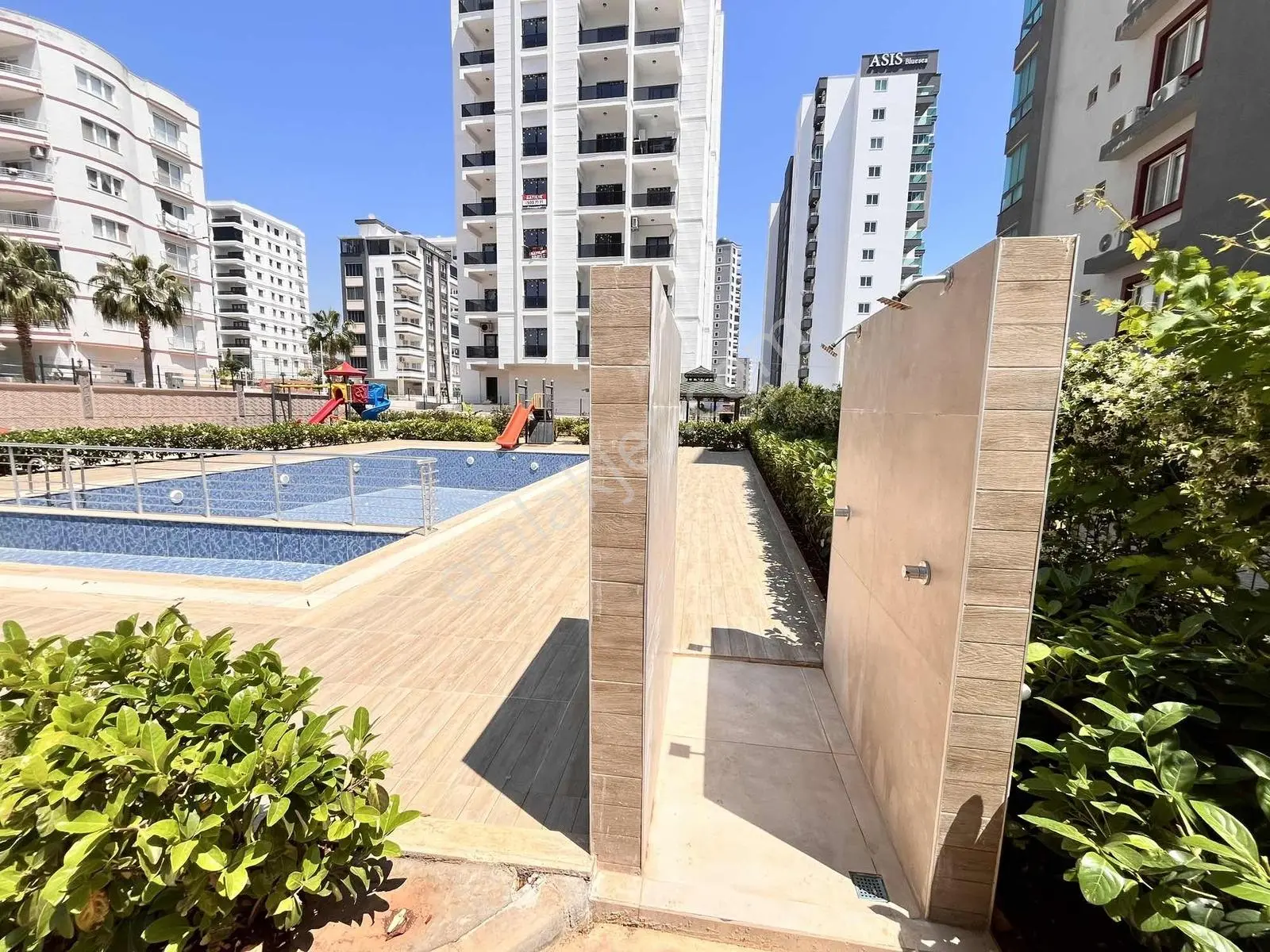 Full Eşyalı 2+1 Kat Mülkiyeti Deniz Manzaralı Havuzlu Peyzajlı - Görsel 2