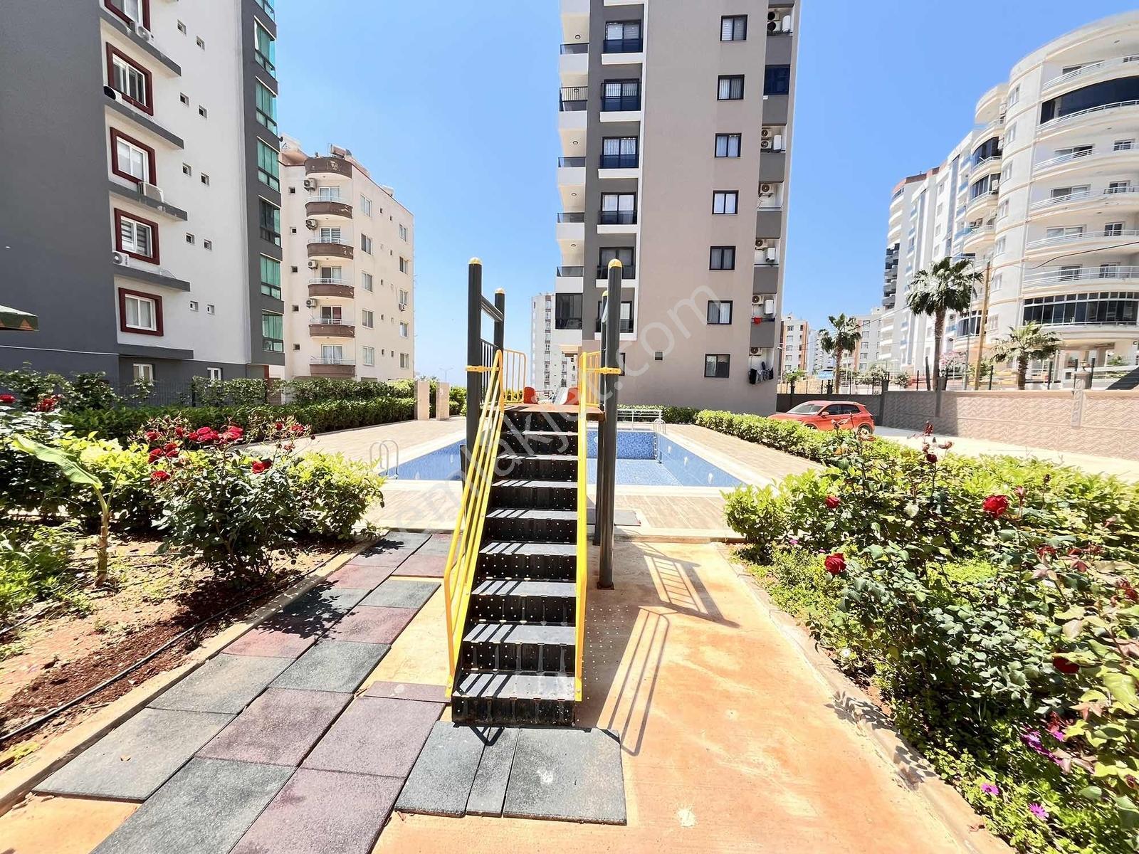 Full Eşyalı 2+1 Kat Mülkiyeti Deniz Manzaralı Havuzlu Peyzajlı - Görsel 24